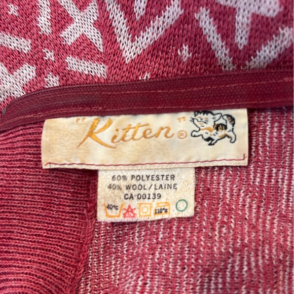 Vintage Late 60s Kitten Sweater - Picture 11 of 14